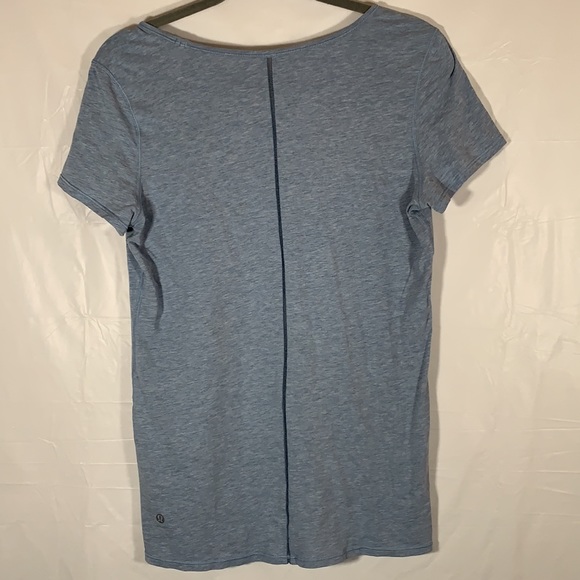 Lululemon Blue Love T-Shirt size 8 - Picture 2 of 4